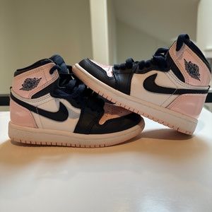 2021 Nike Jordan 1s Retro High ‘bubble gum’